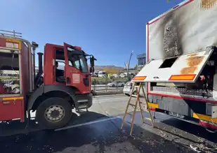 Doğu Anadolu'da Mobil Şube Tırı Yandı