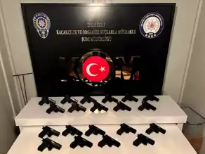Denizli'de Silahlı Suç Örgütü Çökertildi: 32 Tutuklama