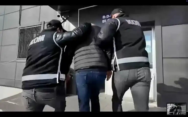 Bingöl'de Polis Sahtekarı Yakalandı! 132 Bin TL Dolandırıcılık