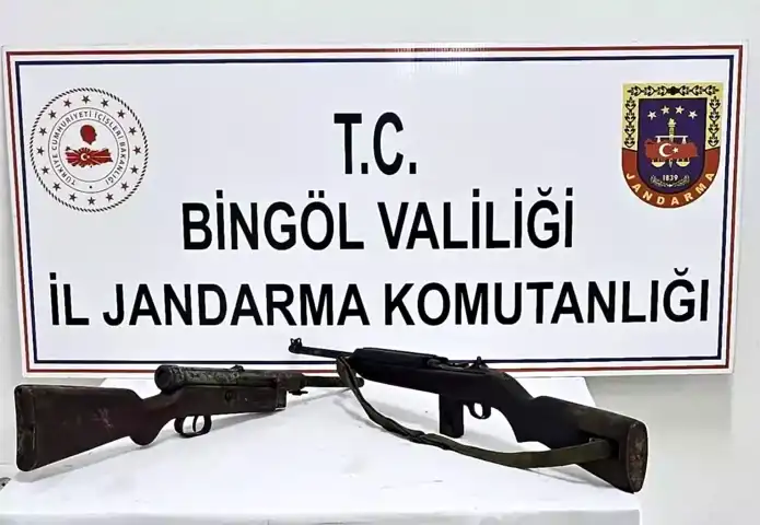 Bingöl'de Jandarma 6 Tüfek Ele Geçirdi