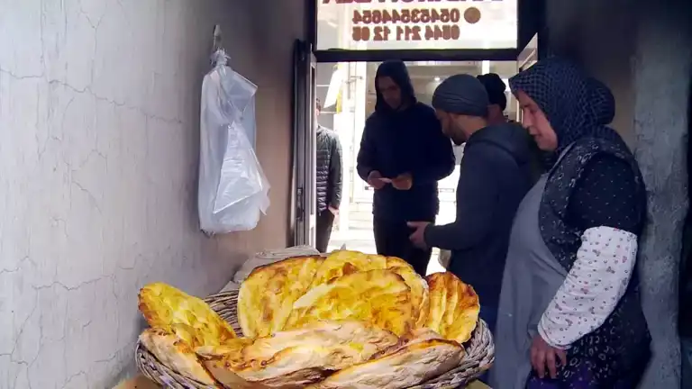 Bingöl'de Aile İşletmesi Büyüdü: Tandır Ekmeği Tüm Türkiye'ye