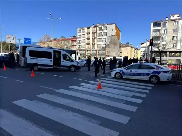 Bingöl'de Polis Trafik Kazası: 1 Yaralı